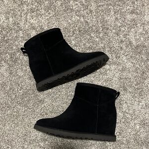 Ugg Classic Femme Wedge Black Wedge Booties